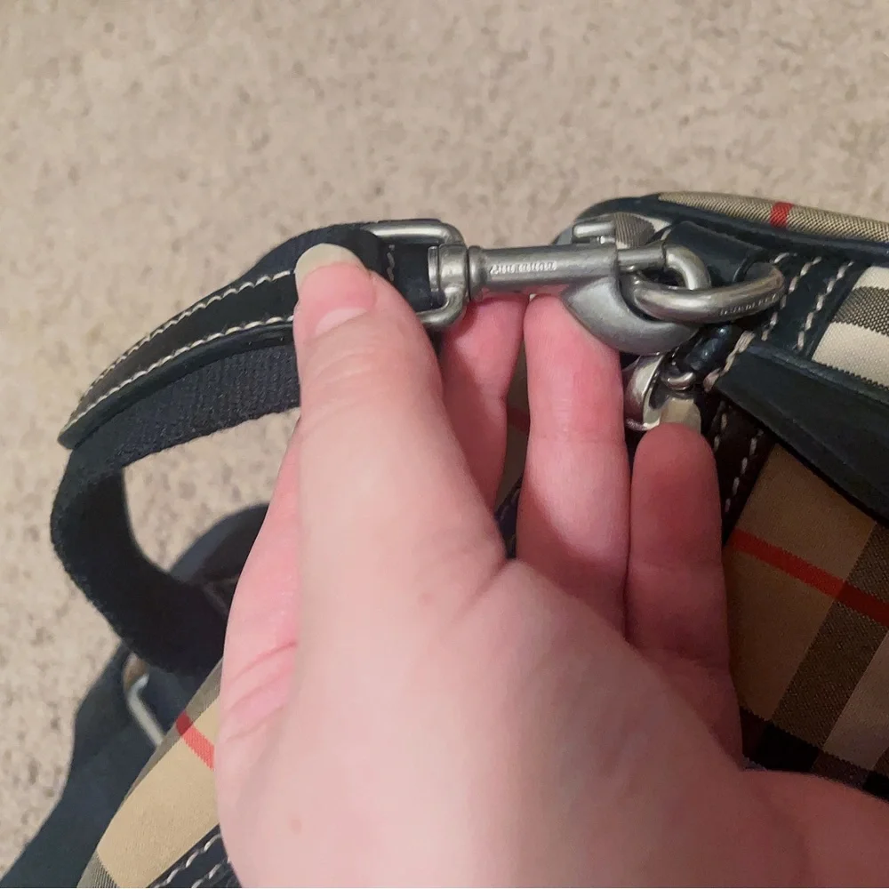 Burberry Barrel Bag - Picture 4 of 7